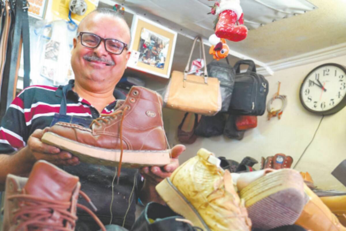 Zapatero, por subsistir un oficio que lucha