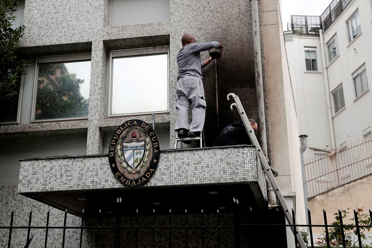 Embajada de Cuba en París denuncia ataque con bombas molotov