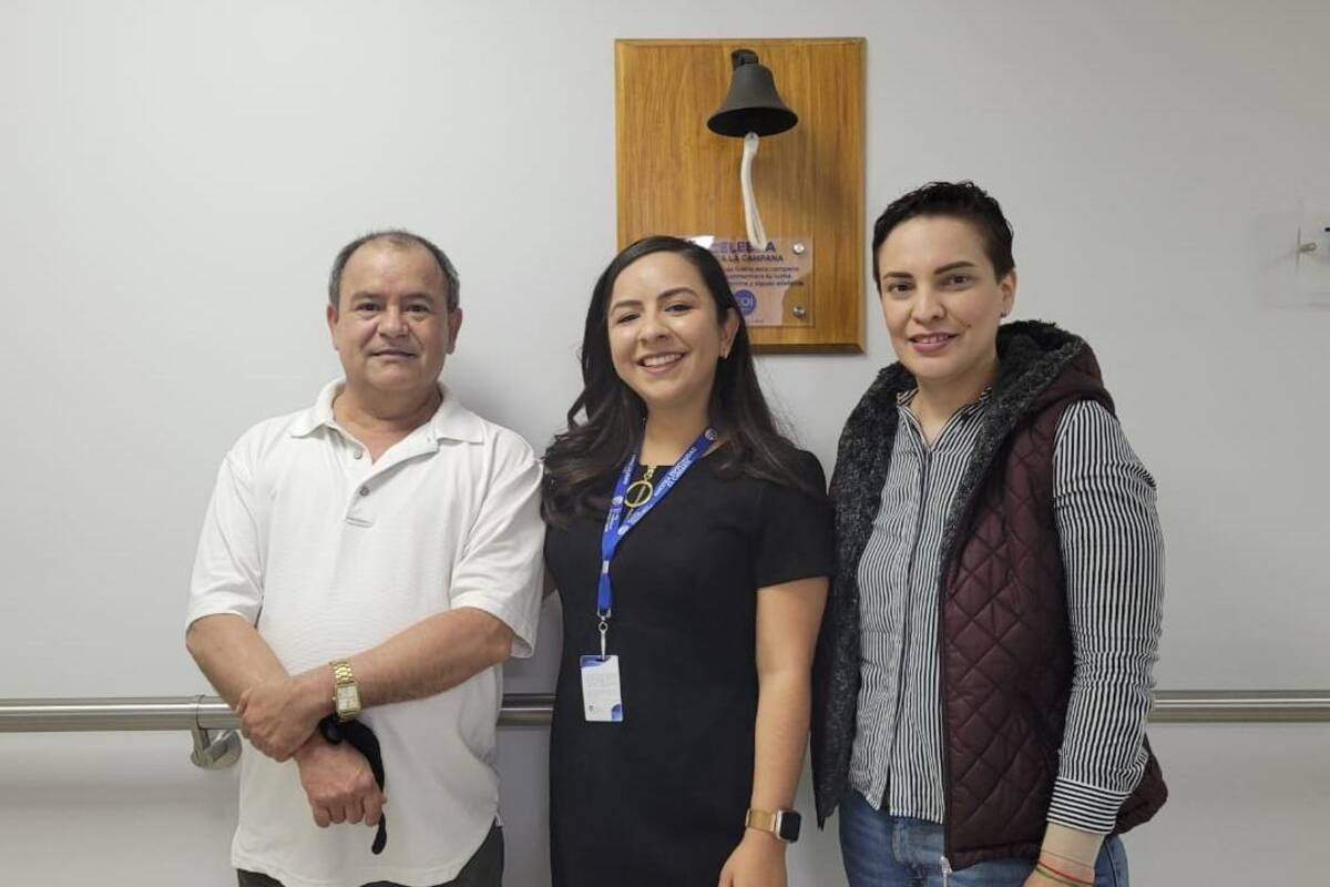 Pacientes oncológicos de Tijuana tocan la campana de la victoria