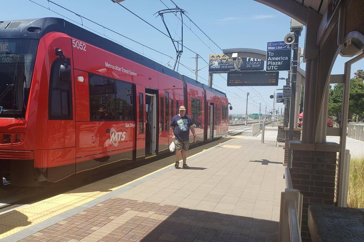 Invertirá CBX en el trolley San Diego - Tijuana