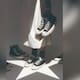 Converse retira publicidad y ofrece disculpas