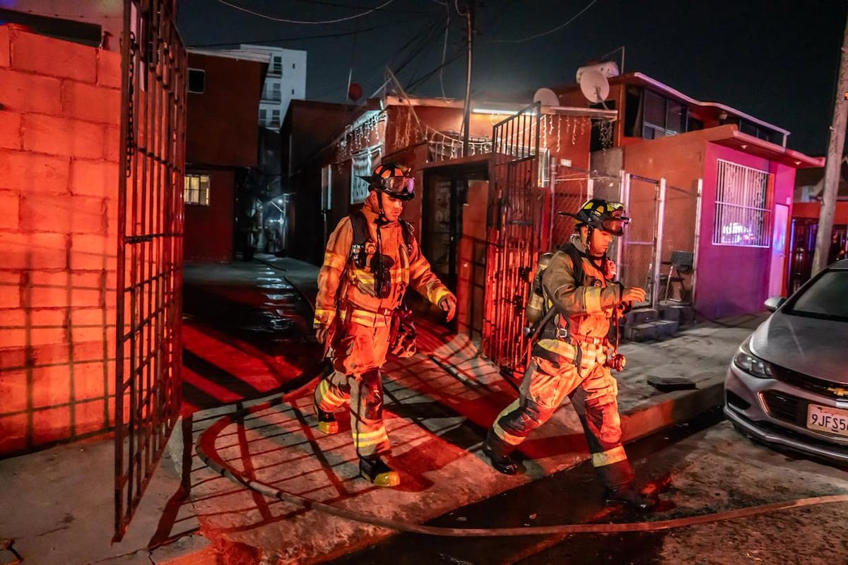 Conato de incendio en vecindad de la colonia Castillo moviliza a Bomberos