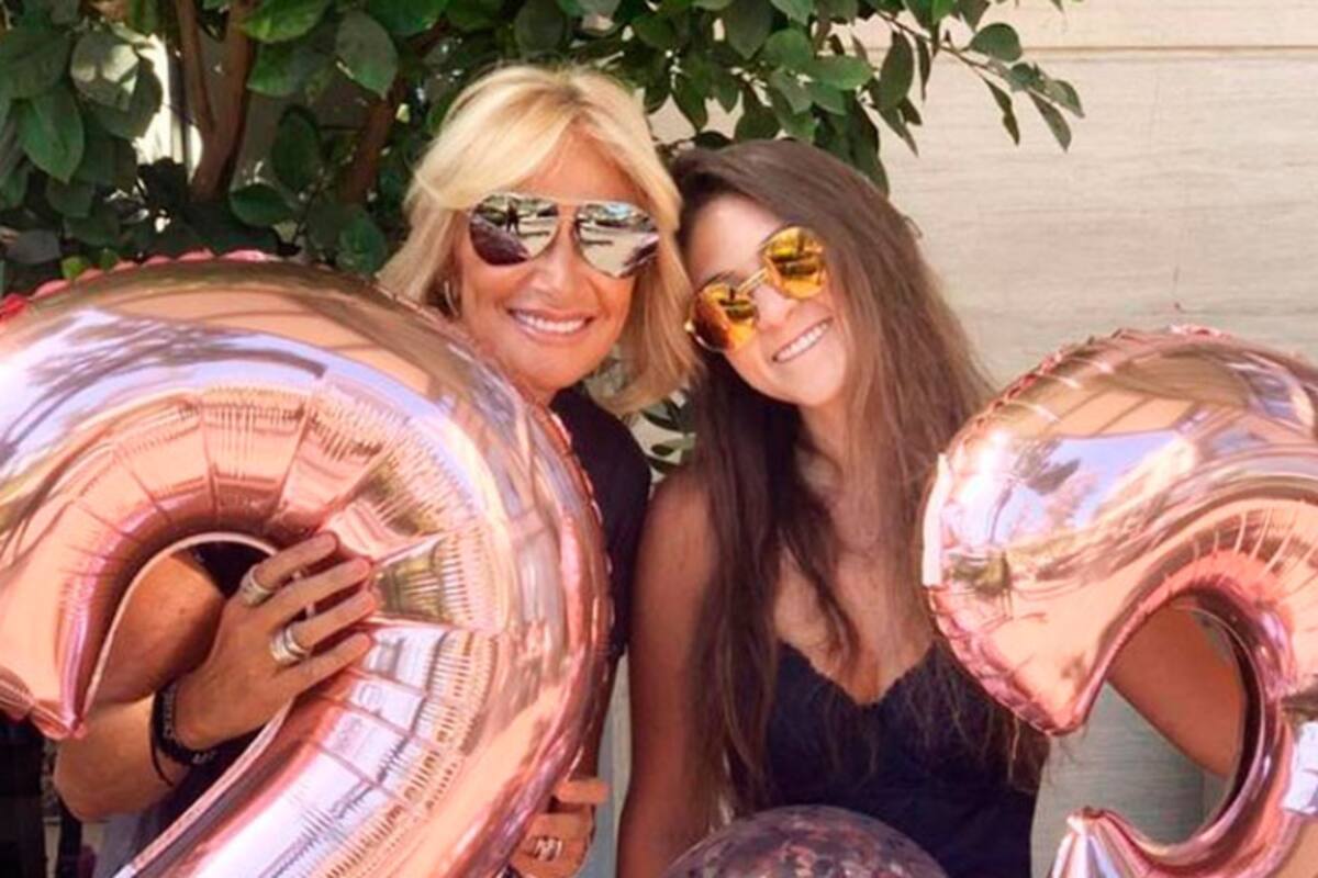 Así celebró Adela Micha Los 23 años de su hija Theresa