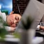 México se posiciona en el tercer lugar mundial de burnout debido a que el 62% de los trabajadores sufre estrés laboral constante y el descanso pierde su capacidad de restaurar el cuerpo