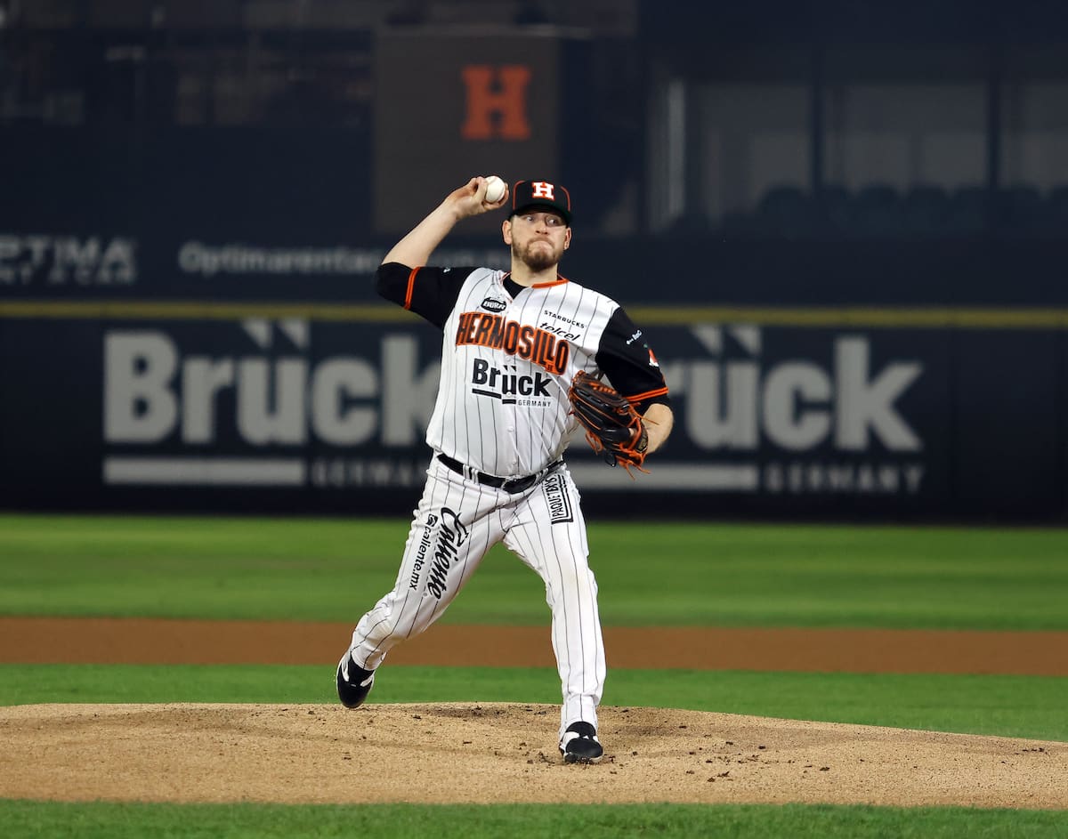 Wilmer Ríos tuvo una salida de calidad; lanzó seis entradas y toleró dos carreras. (Foto: Cortesía Naranjeros)