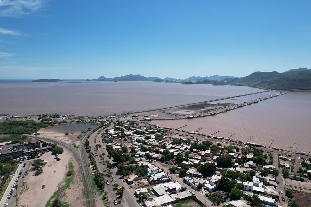 Un monzón mexicano causó en 2022 inundaciones en Empalme, Sonora.