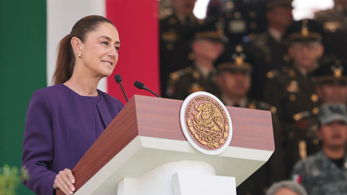 La presidenta informó que mil 560 mujeres militares se graduarán en 2026, cifra que representa el mayor registro histórico en el sistema educativo militar. /Presidencia