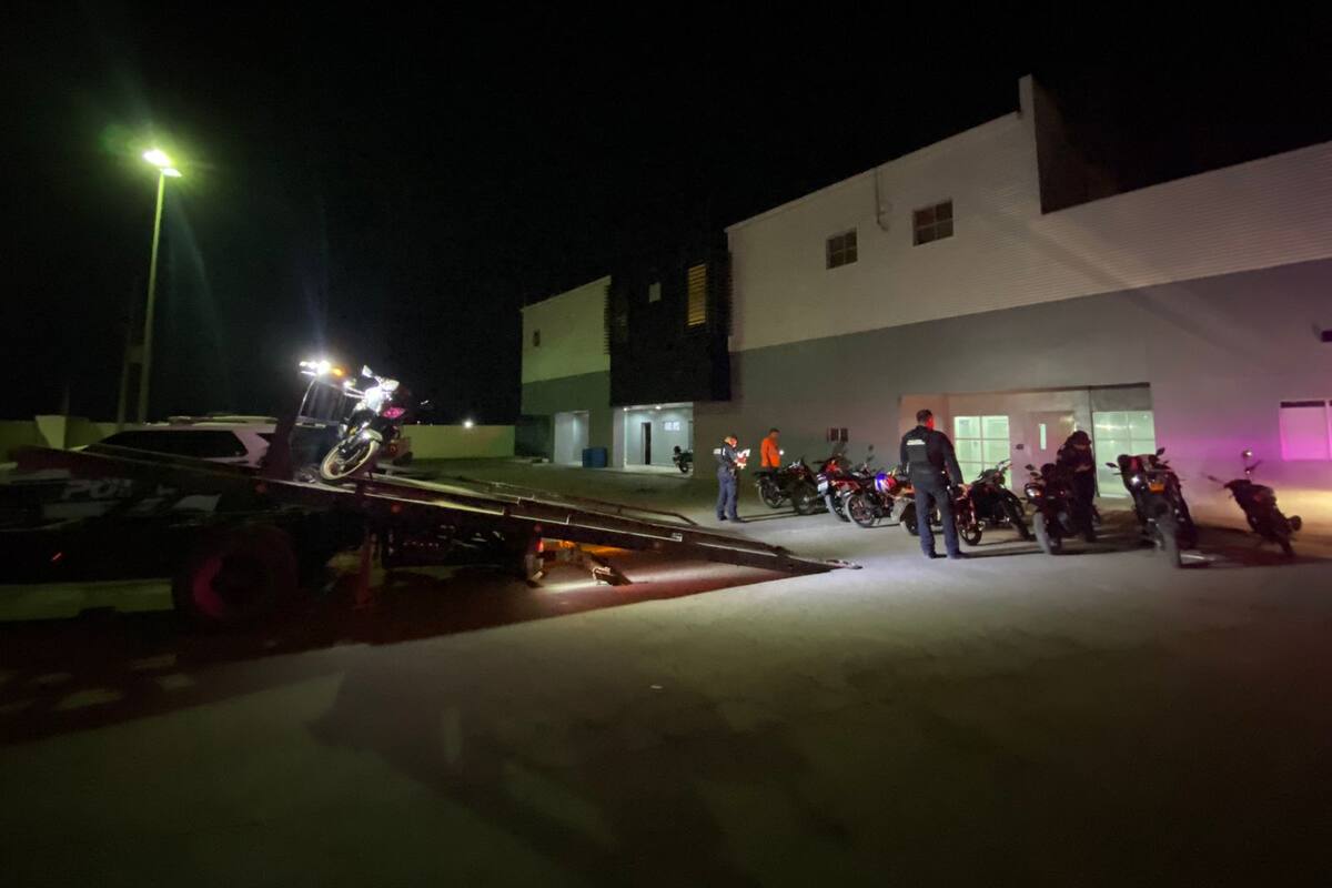 DSPM infracciona a 46 motociclistas y remolca 14 unidades en operativos nocturnos