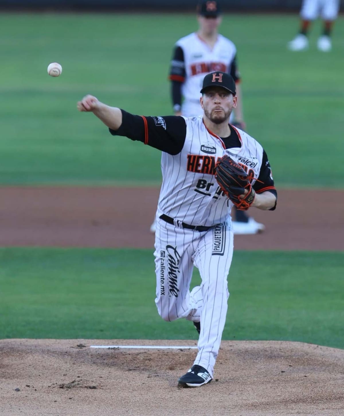 Wilmer Ríos fue el abridor de Naranjeros de Hermosillo. (Foto: Teodoro Borbón)