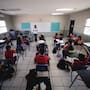Buscan regular uso de celular en escuelas de Baja California