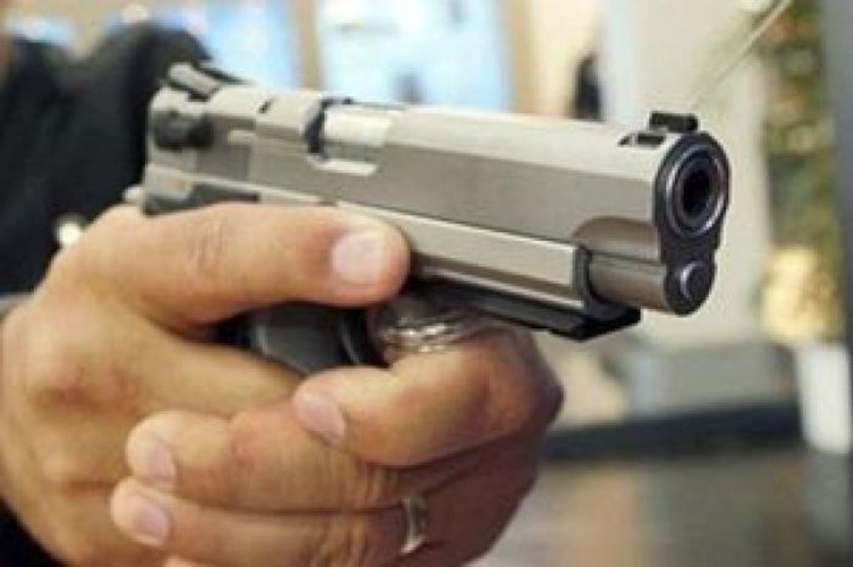 En dos hechos distintos los asaltantes traían armas de fuego.