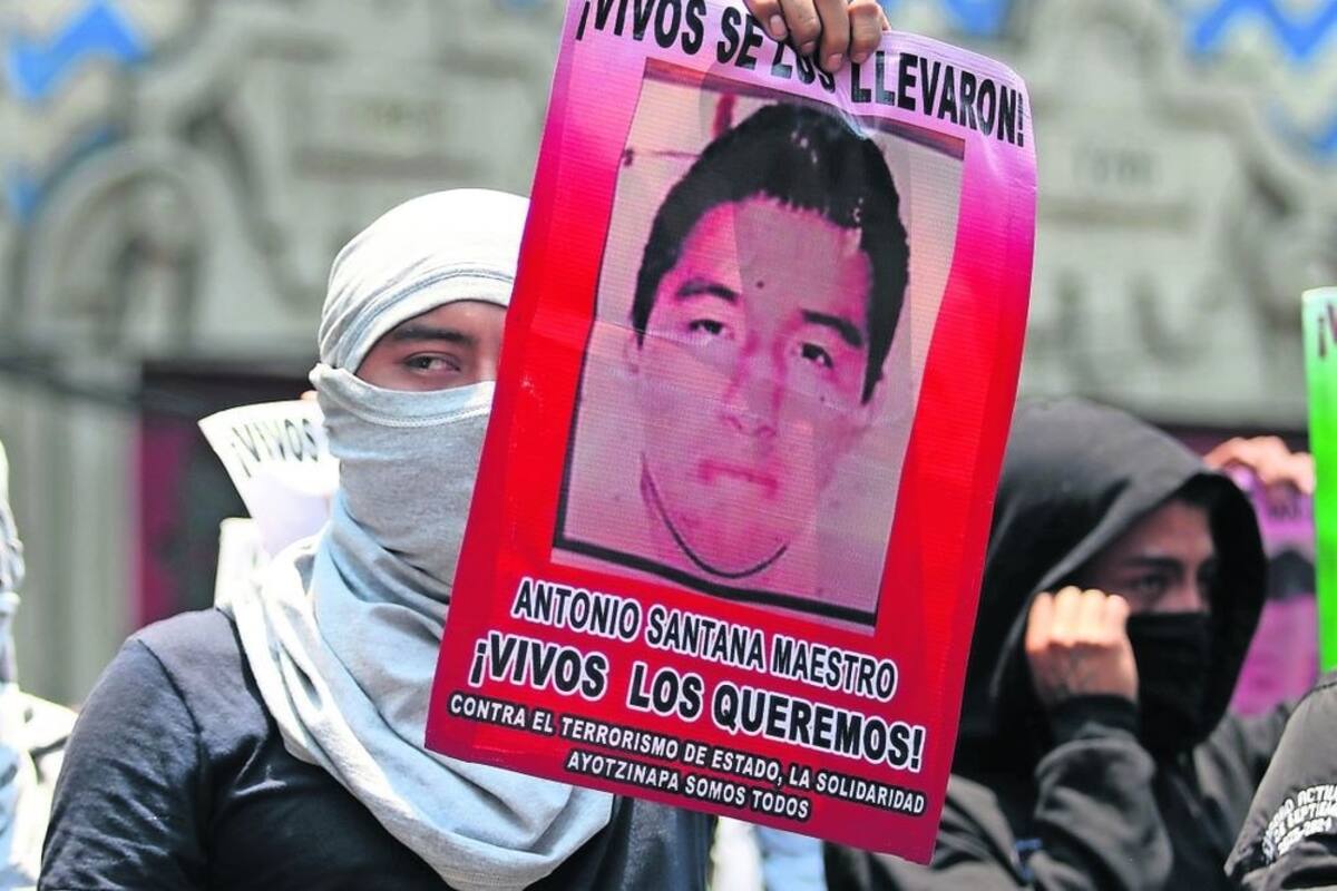 Dan libertad condicional a militares acusados en caso Ayotzinapa