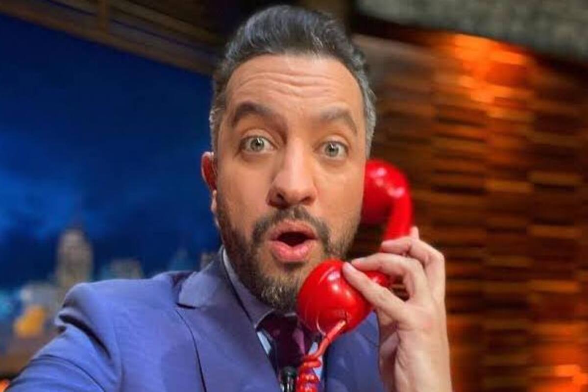 Chumel Torres enseña su trasero en respuesta a #FuerzaChumel