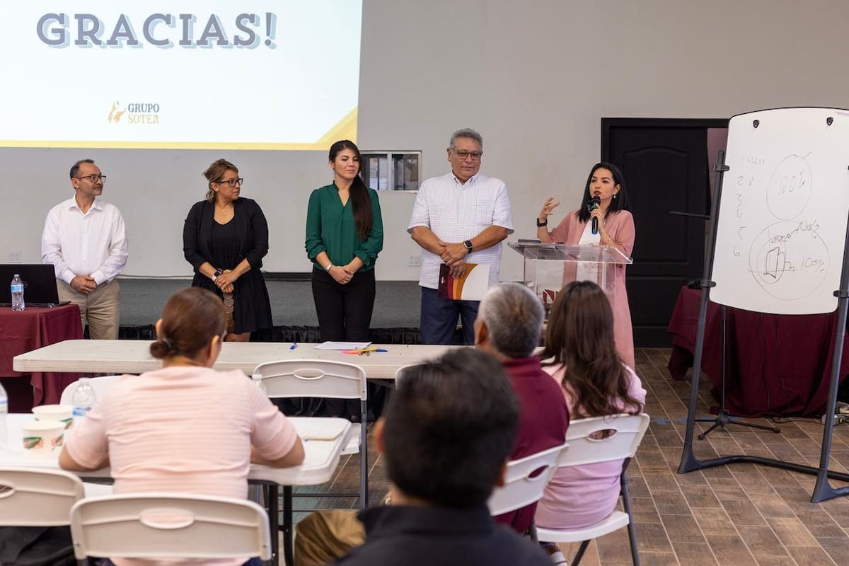Concluye diplomado para prevenir adicciones y violencia en preparatorias