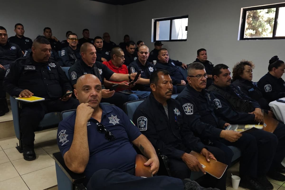 Buscan profesionalización de policías en Nogales