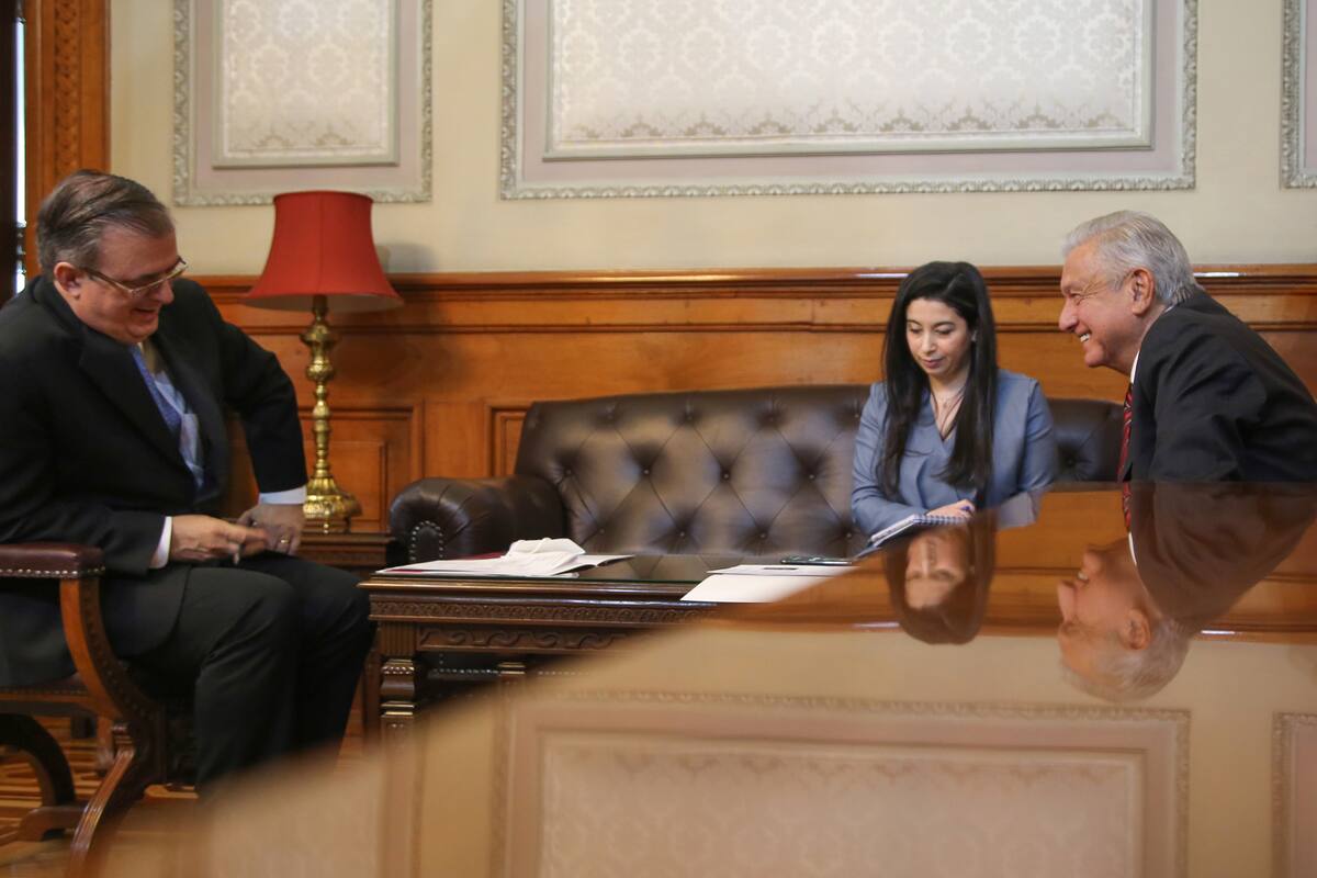 AMLO conversa con Kamala Harris; buscan soluciones sobre migración