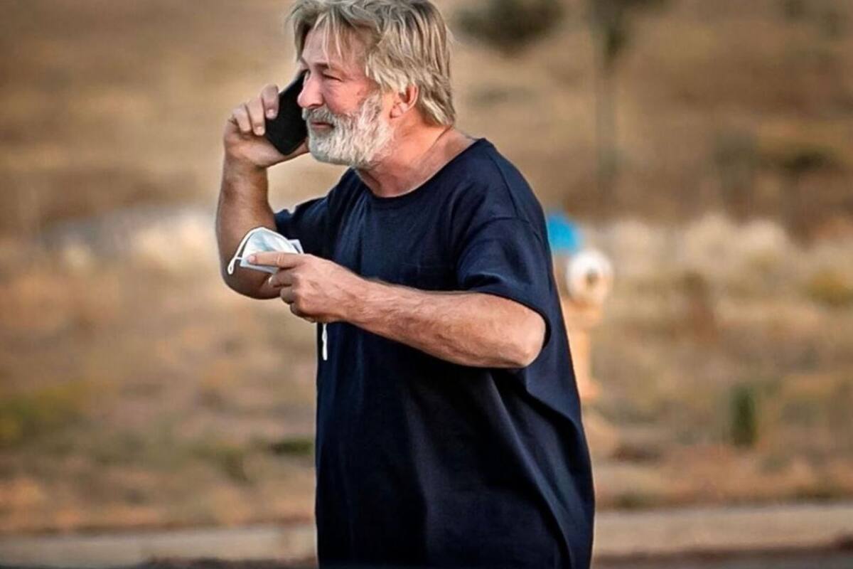 Alec Baldwin sufriría estrés postraumático tras accidente en el set de 'Rust'