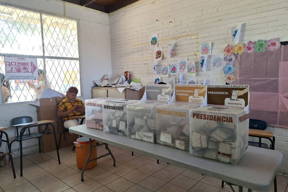 Arranca jornada electoral con retraso en la instalación de casillas