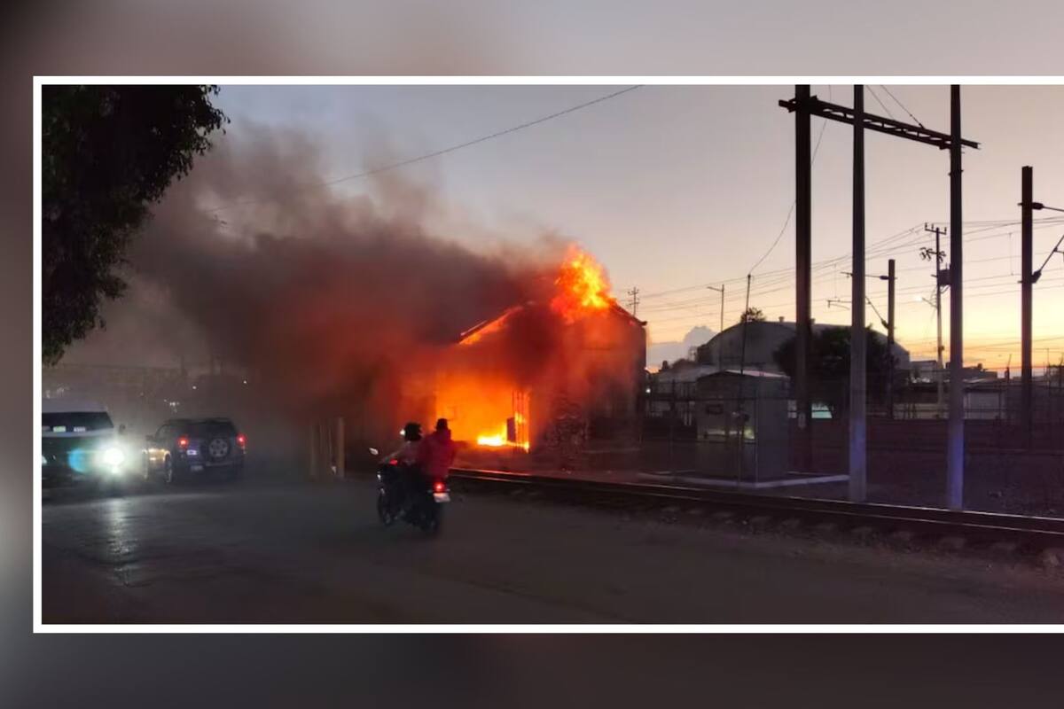 Tren se estrella con camión cisterna mientras bomberos trataban de sofocar incendio en el Edomex