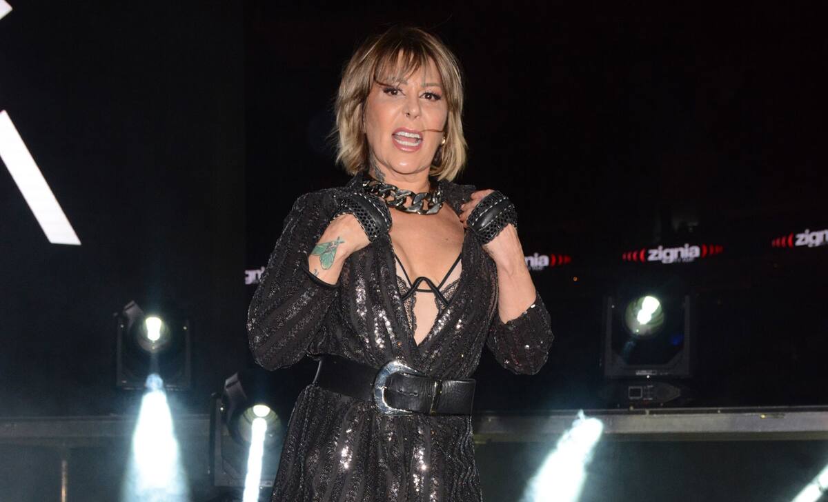 Alejandra Guzmán se reunión con la prensa.