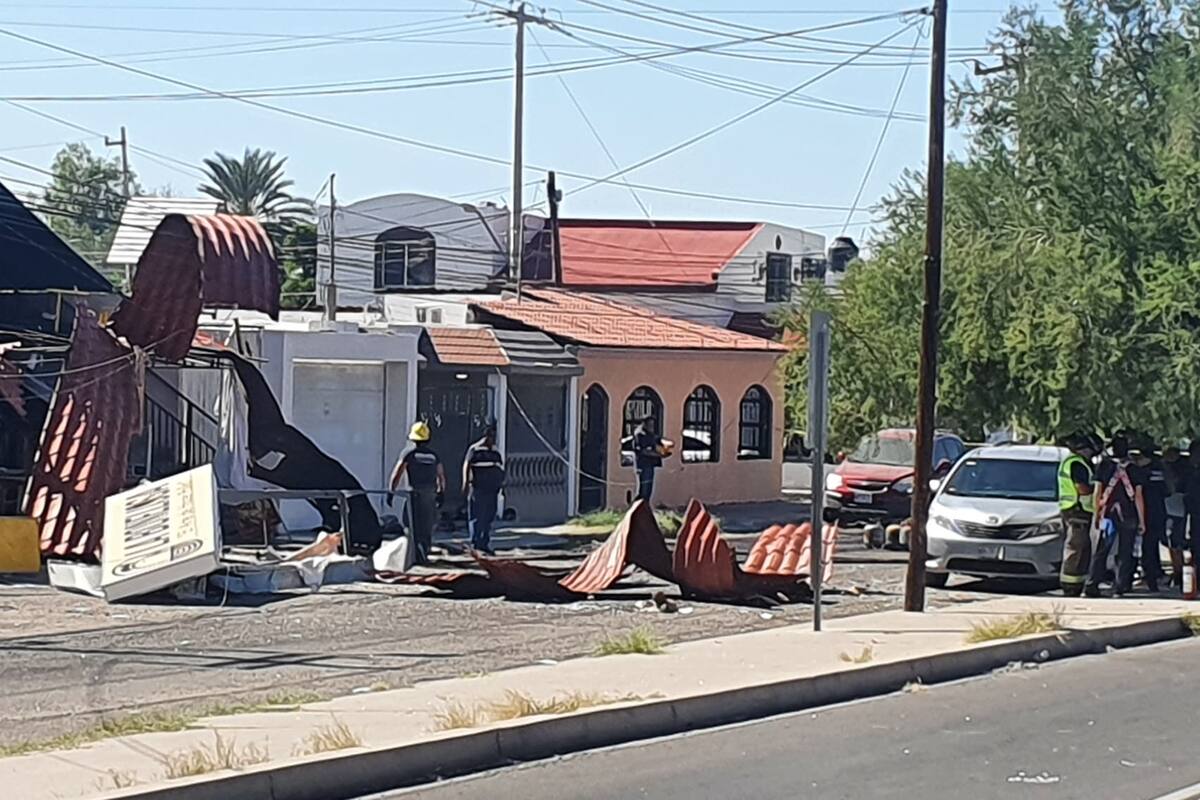 Hermosillo: Explosión de negocio de comida causa quemaduras de segundo grado a una persona y cuantiosos daños materiales