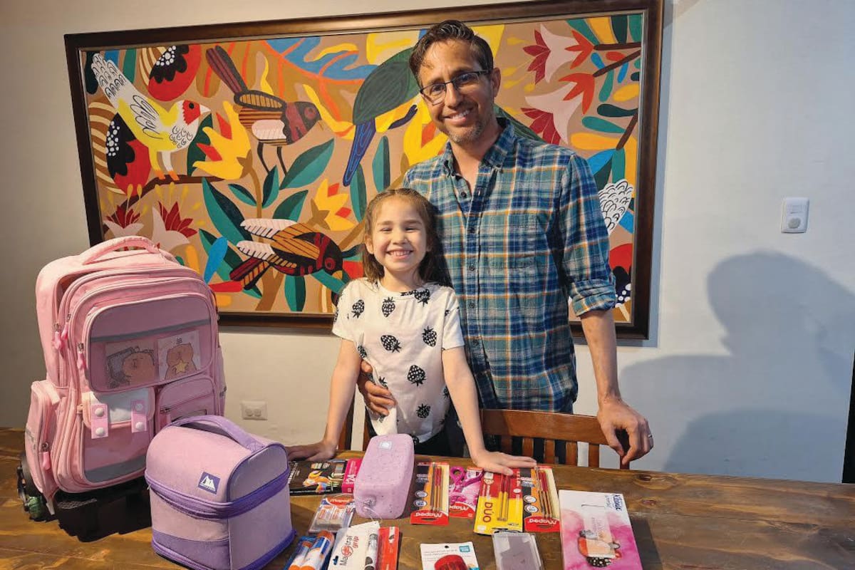 Emociona a Catalina ingresar a primer año de educación primaria