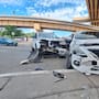 Choque en Luis Encinas y Solidaridad de Hermosillo por no respetar el semáforo; no hubo heridos
