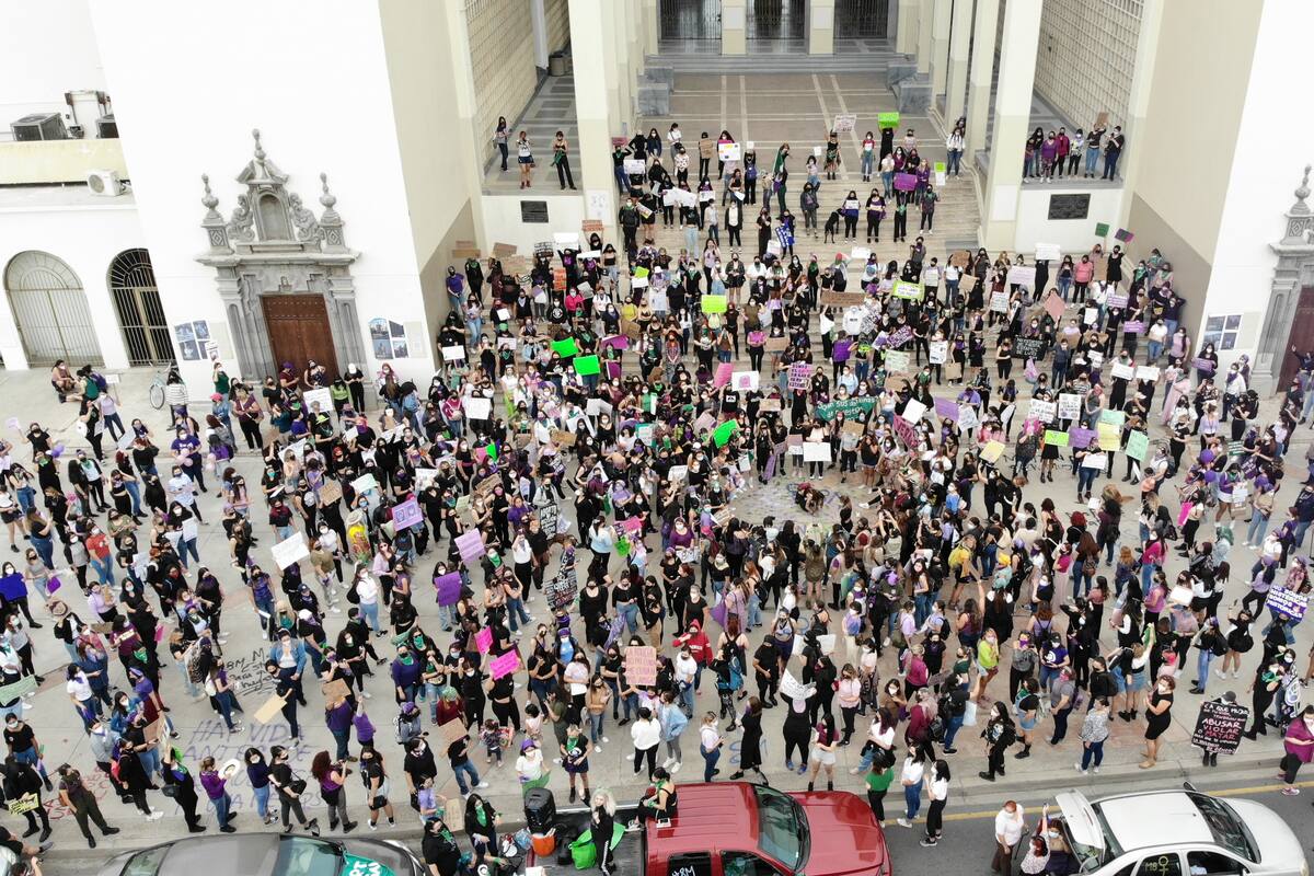 Alzan su voz contra la violencia a la mujer