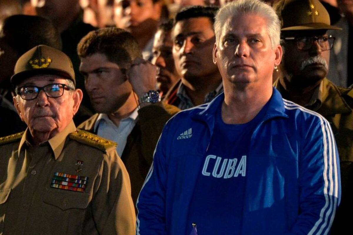 Miguel Díaz-Canel reemplaza a Raúl Castro como primer secretario del Partido Comunista de Cuba