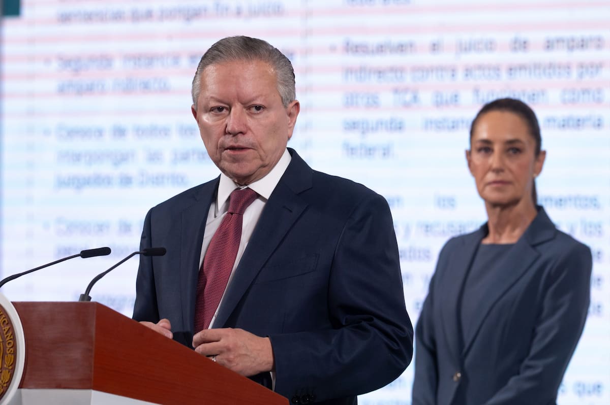 Arturo Zaldívar en la "Conferencia del Pueblo" de la presidenta Claudia Sheinbaum el 23 de abril del 2025. | Crédito: Presidencia