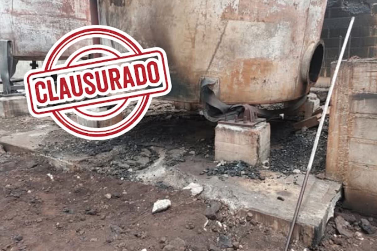 Profepa clausura planta de petrolíferos en Michoacán tras incendio y derrame de hidrocarburos