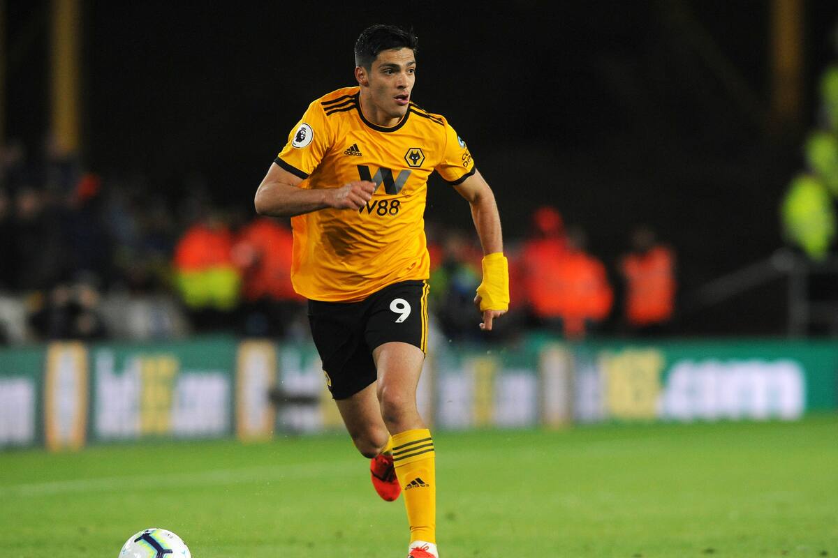 Raúl Jiménez y los Wolves aún sueñan con la Champions