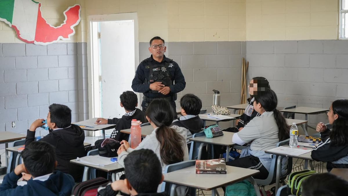 Autoridades actuaron tras alerta por amenaza detectada en el plantel escolar. Foto: Cortesía