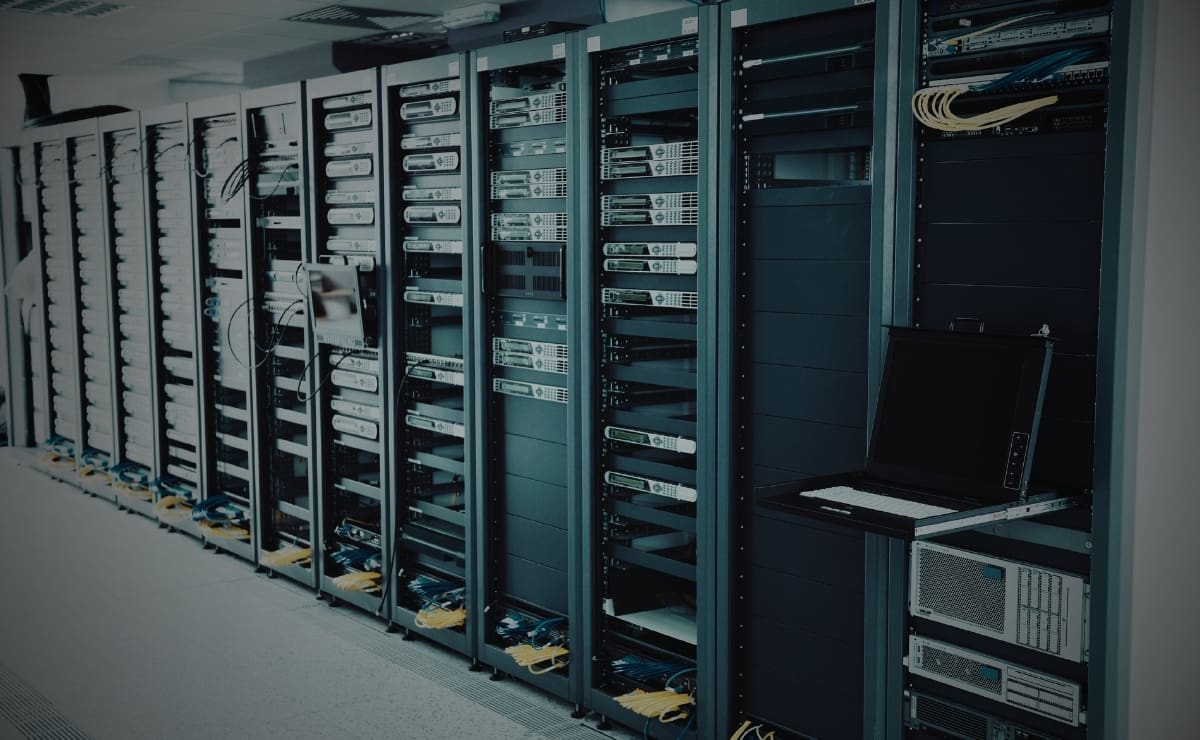 El caso ha generado atención porque ocurre en un contexto donde las empresas tecnológicas buscan grandes extensiones de tierra para expandir su infraestructura. Foto: Especial