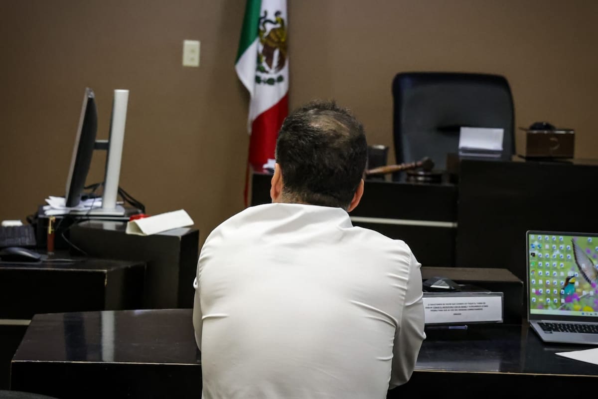 Difieren audiencia intermedia contra Juan Carlos “N”, padre de Vicentito, por violencia familiar; padres de Roxana piden justicia