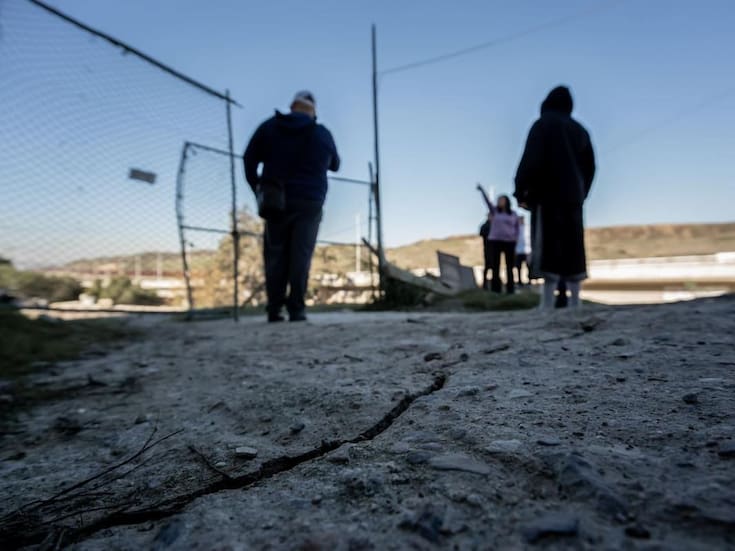 Monitorean viviendas en La Libertad por agrietamiento y humedad