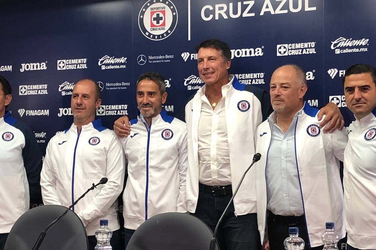Siboldi opina que no hay 'orgullo' en la afición del Cruz Azul