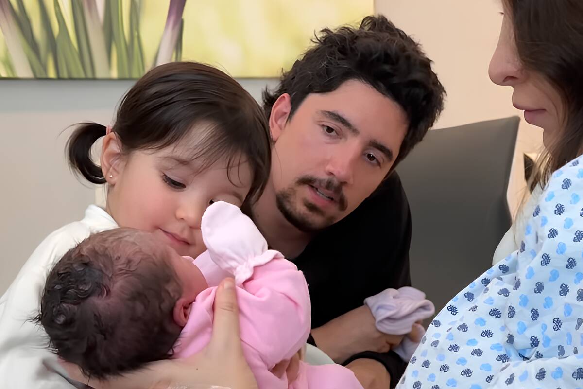Alex Fernández celebra la llegada de Nirvana, su segunda hija