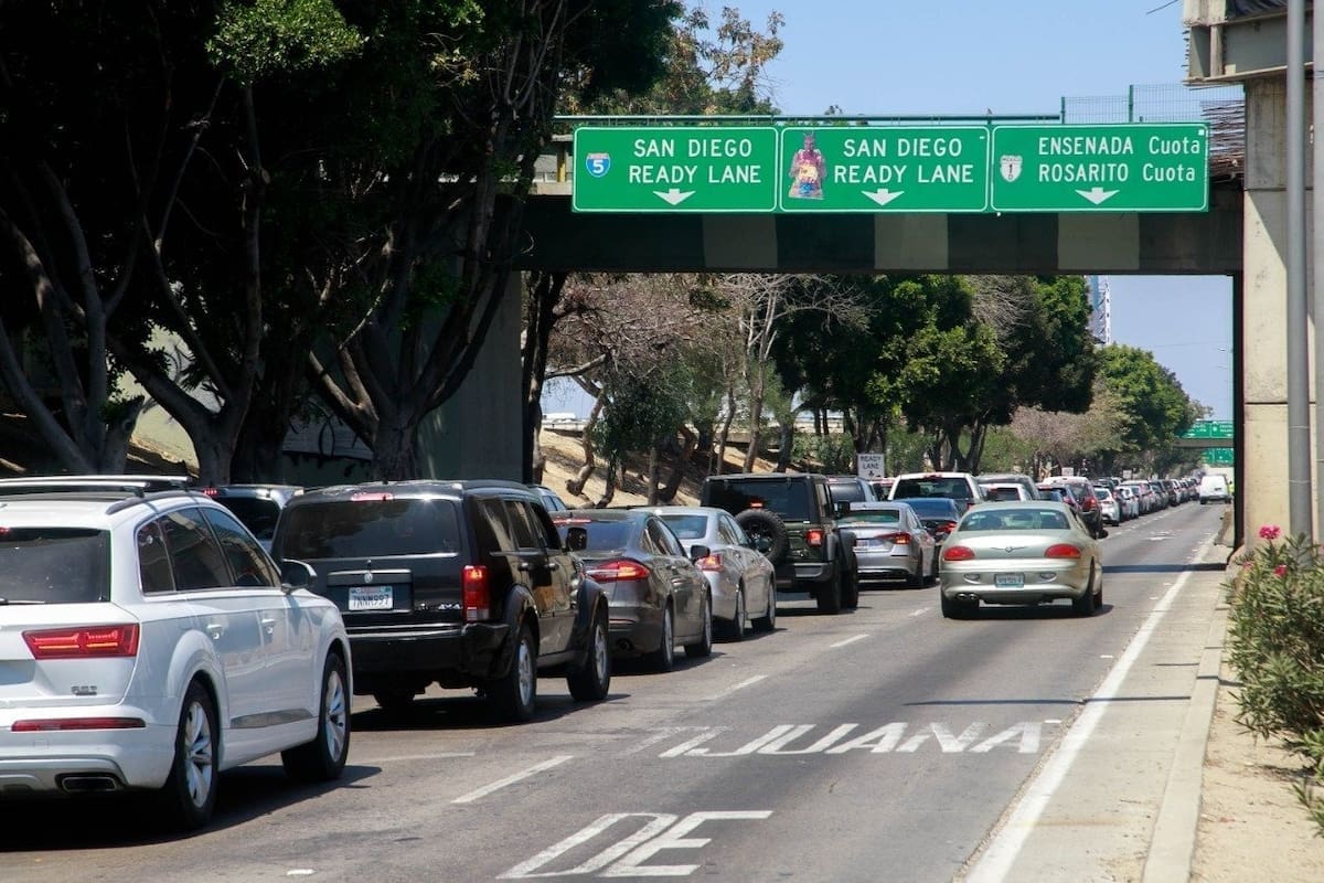 Buscan fortalecer el turismo de salud en Tijuana con nueva señalética bilingüe