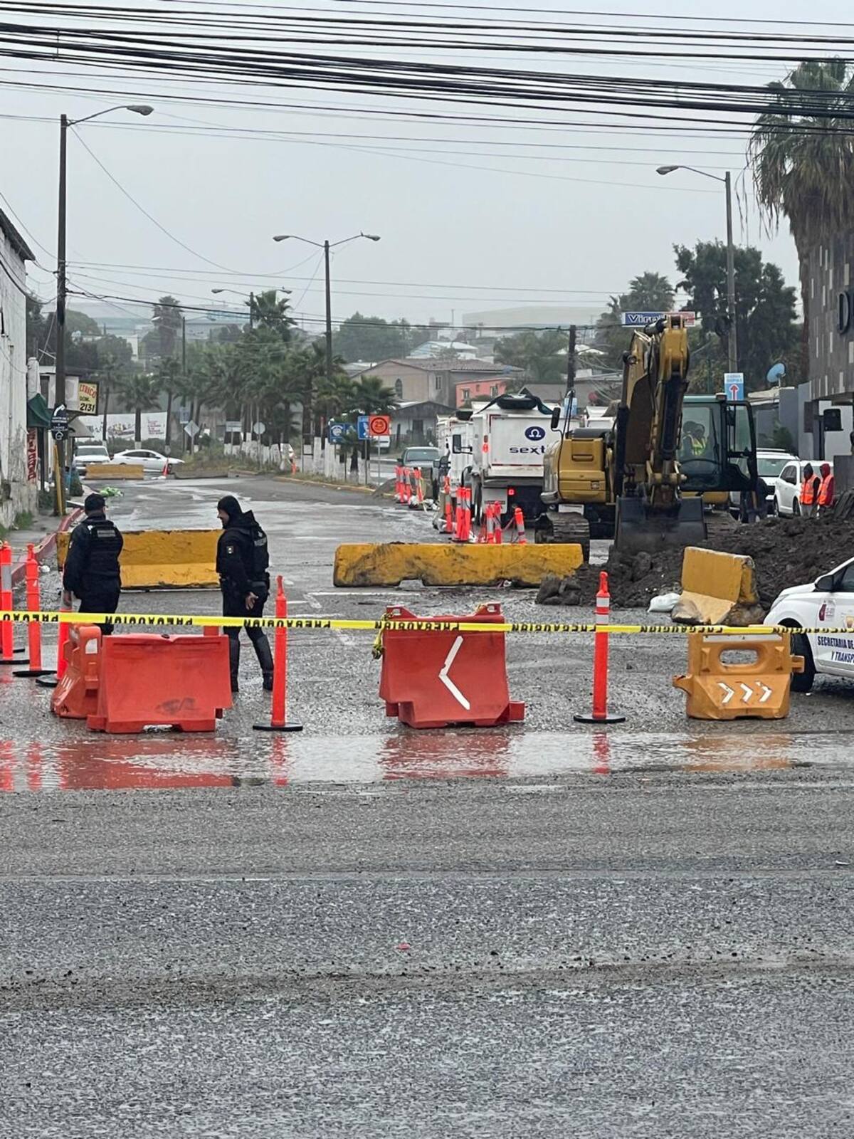 El operativo fue activado desde las 8:00 horas y participan distintas dependencias para coordinar la circulación. Foto: Carmen Gutiérrez