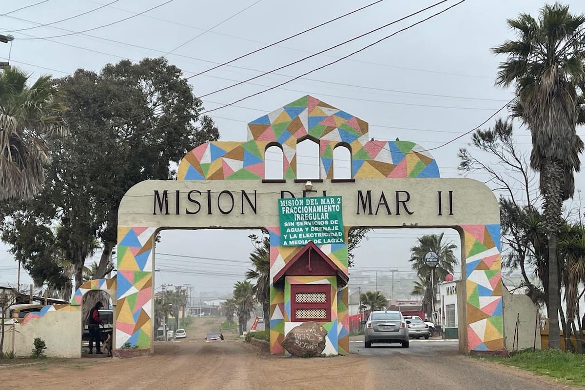 Regularizan 52 colonias de Rosarito; miles de familias tendrán certeza jurídica de sus propiedades