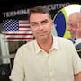 Flávio Bolsonaro abandona Brasil rumbo a Estados Unidos tras perder las elecciones ante Lula, mientras la Policía Federal cancela sus pasaportes por incumplir una orden judicial en una investigación por lavado de dinero