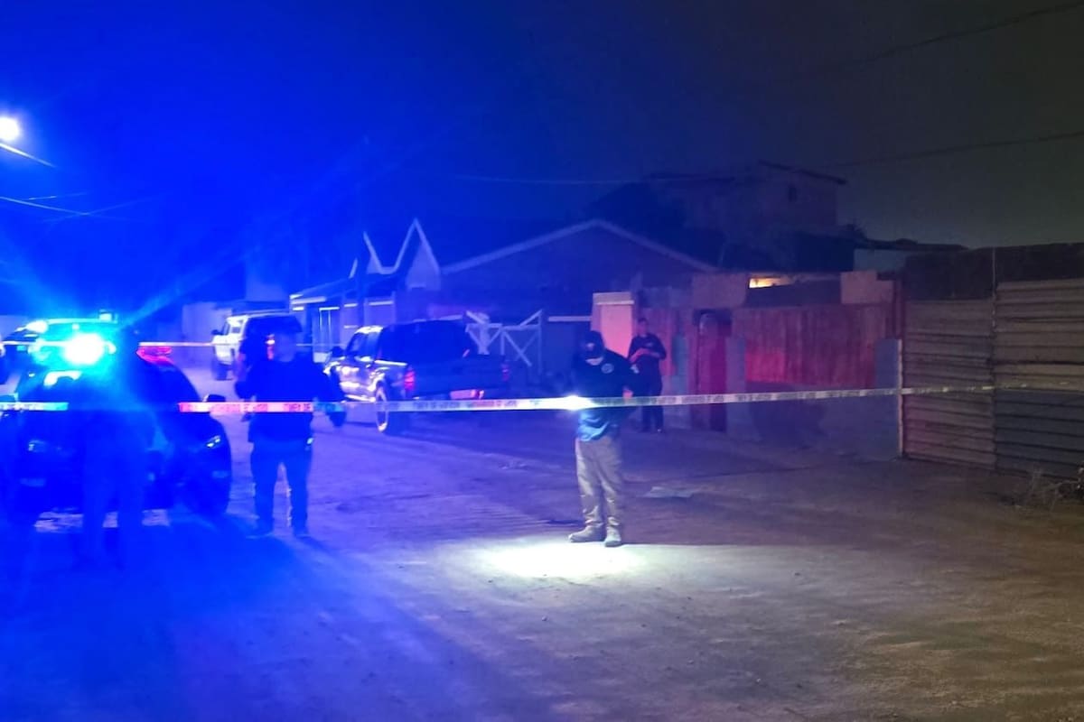 Disparan a septuagenario en ambas piernas