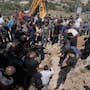 Soldados israelíes matan a tiros a un hombre palestino dentro de su hogar en Sarta; el ejército afirma que arrojó objetos a los uniformados
