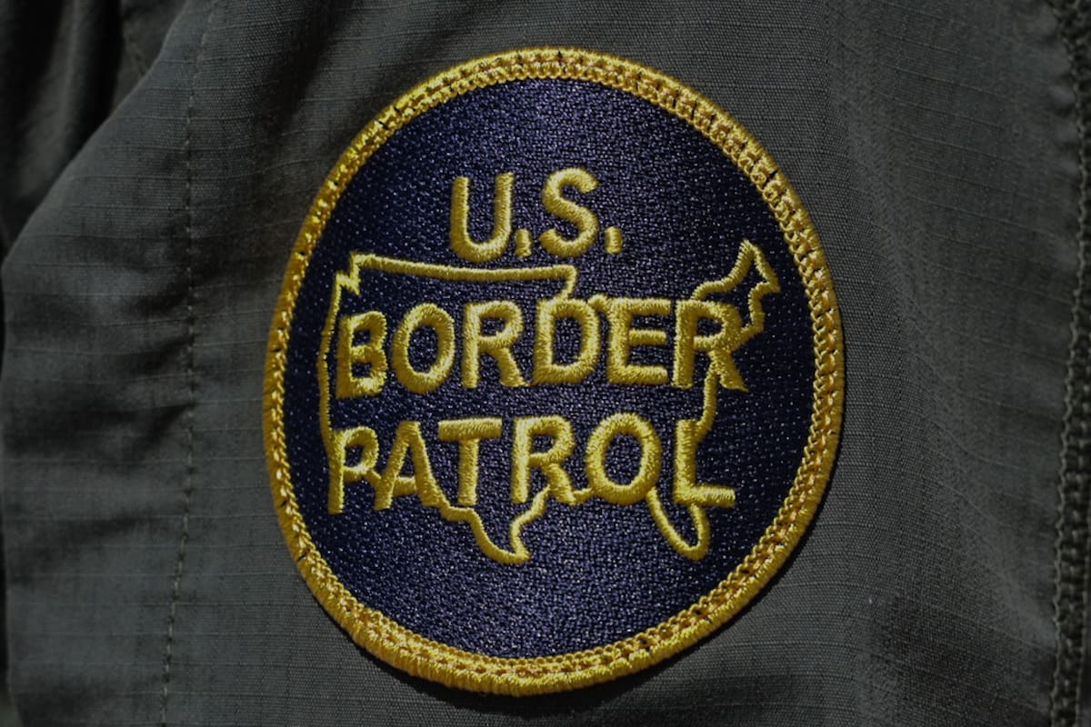 Condenan a 9 años de prisión a exagente de CBP que dejó pasar droga del Cártel de Sinaloa por la garita de Tecate