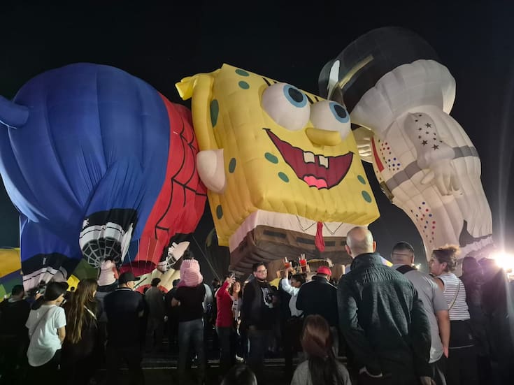 Disfrutan familias del Cuarto Festival del Globo