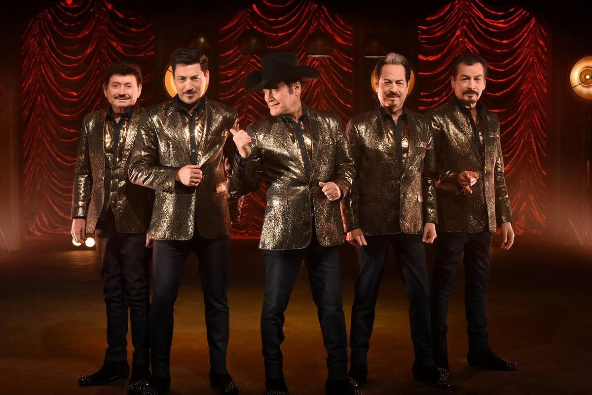 Tigres del Norte alzan la voz por los migrantes