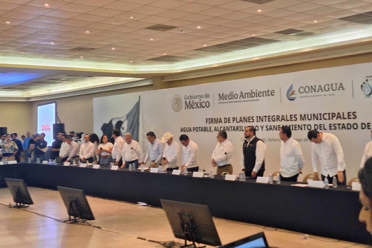 Firman planes integrales municipales de agua potable, alcantarillado y saneamiento del estado