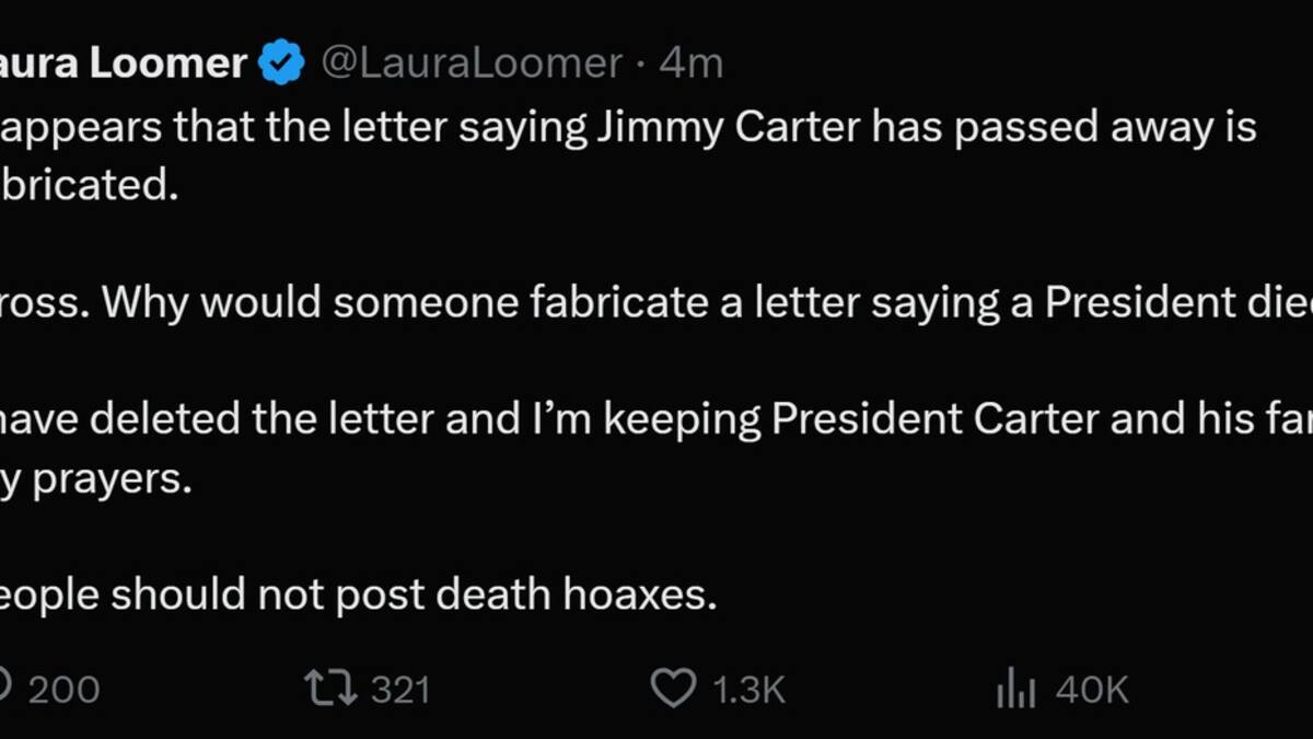 El tuit donde Laura Loomer informó de la supuesta muerte de Jimmy Carter, ex presidente de Estados Unidos.