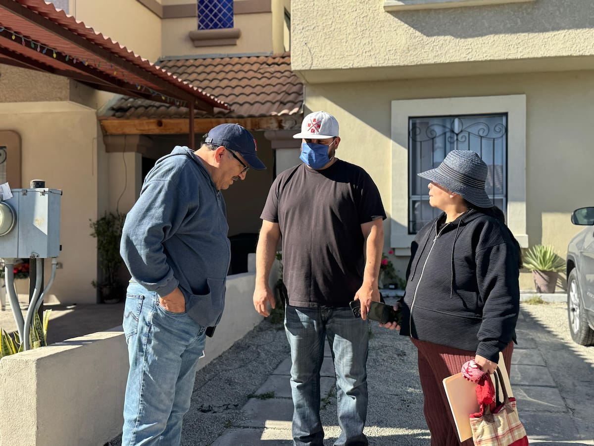 Debido a que las fábricas recicladoras perjudican su salud por respirar los gases. Foto: Cortesía